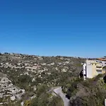 לינה וארוחת בוקר Ferula Loft